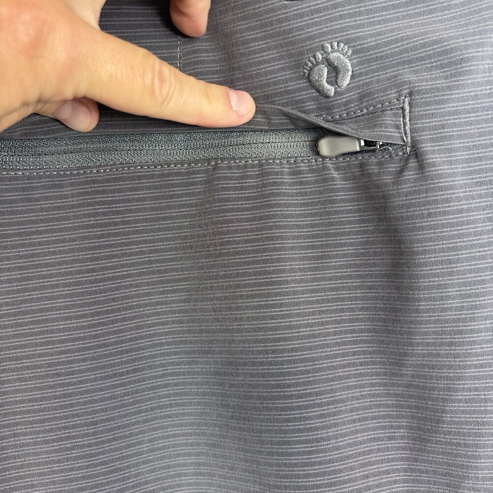 Hang Ten Men's Size 40 Grey Light Stripe Athletic Short‎ Flat Front - Picture 8 of 15